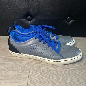 Men's Adidas Originals AR-D1 Low sneakers in gray leather in size US 10,5